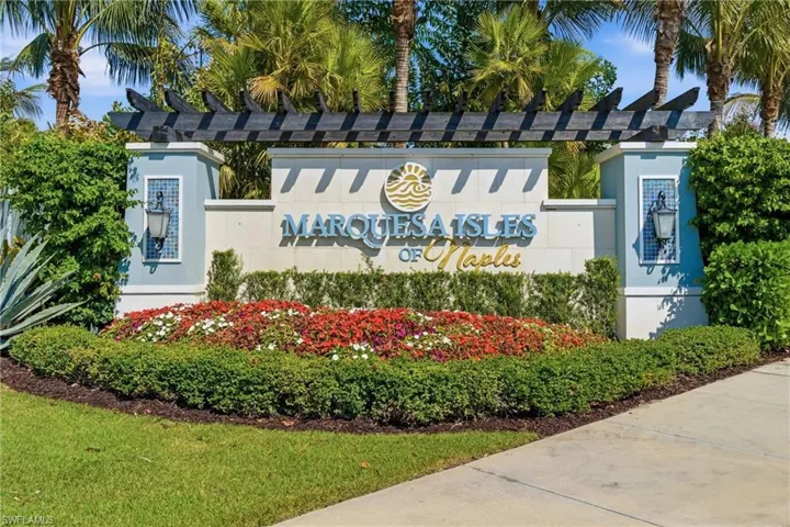 2118  Marquesa  CIR, Naples, FL 34112