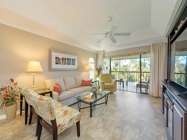 905  Augusta  BLVD, Naples, FL 34113