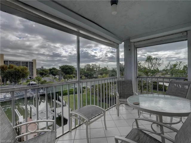 4511 Bay Beach Ln 211, Fort Myers Beach, Florida 33931