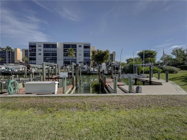 4511 Bay Beach Ln 211, Fort Myers Beach, Florida 33931