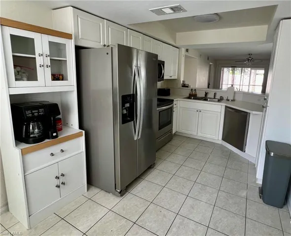 26728 Little John Ct 6, Bonita Springs, Florida 34135