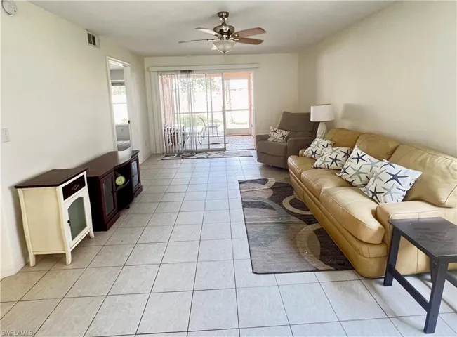 26728 Little John Ct 6, Bonita Springs, Florida 34135