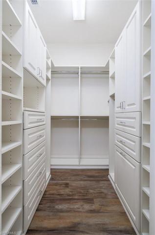 Walk in closet