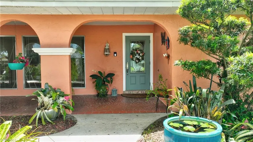 318 Fifth Ave, Lehigh Acres, Florida 33936