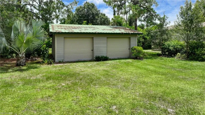 318 Fifth Ave, Lehigh Acres, Florida 33936