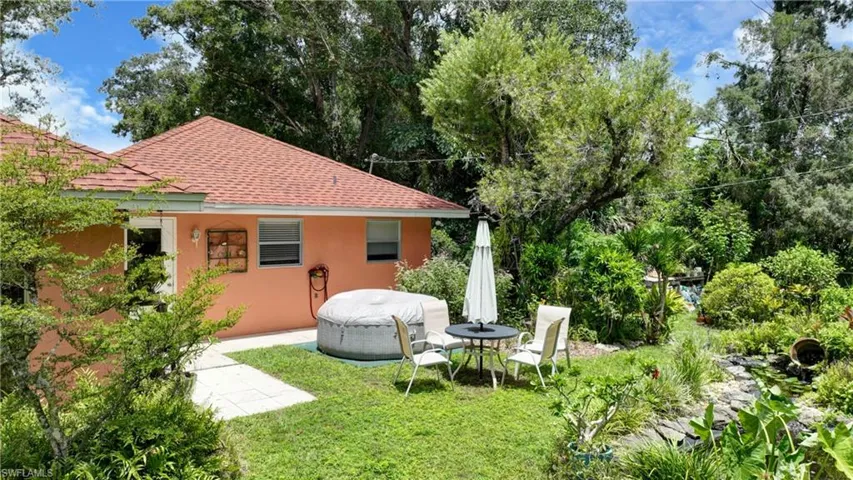 318 Fifth Ave, Lehigh Acres, Florida 33936