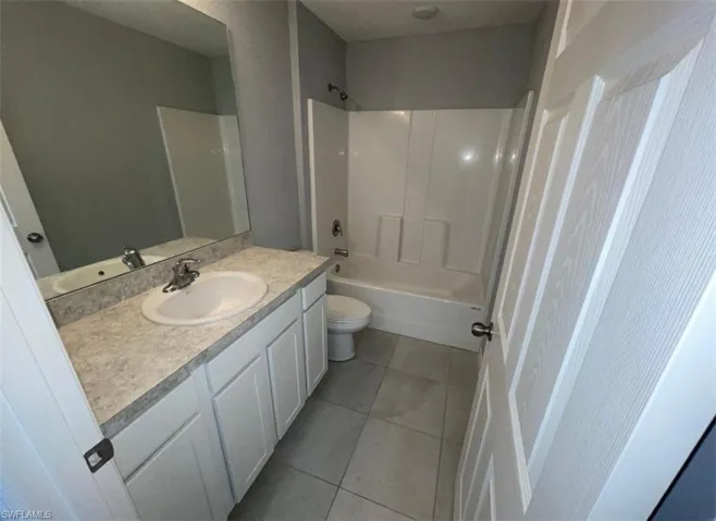 2619 66th St W, Lehigh Acres, Florida 33971