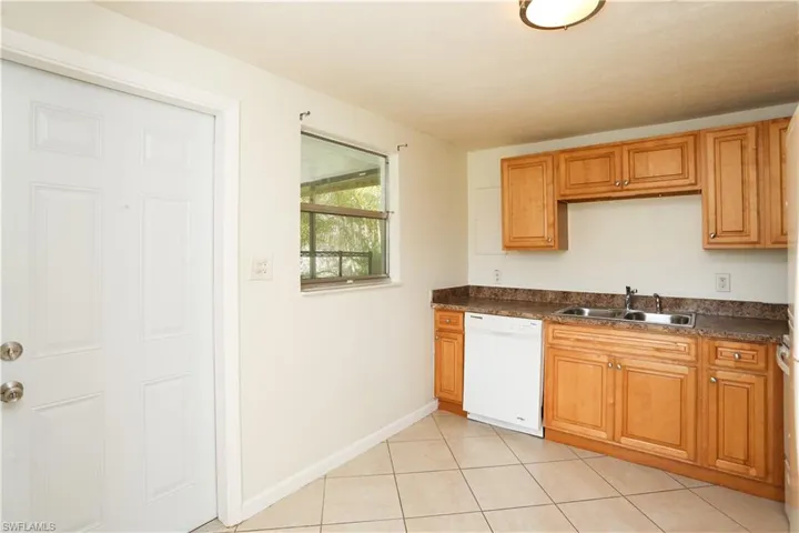159  5th  ST, Naples, FL 34113