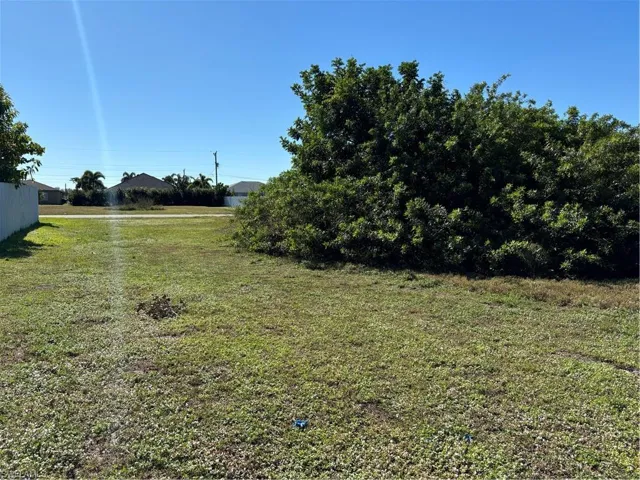 903 NE 9th  TER, Cape Coral, FL 33909