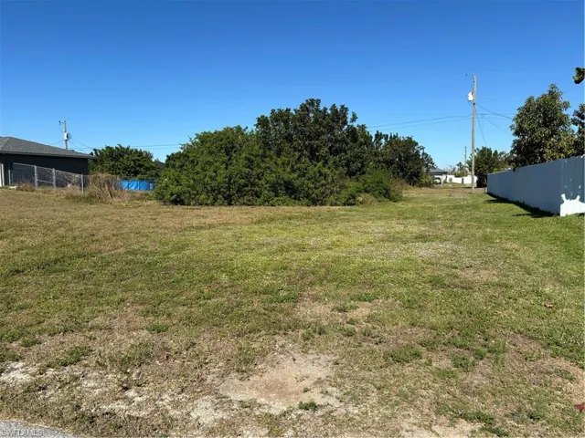 903 NE 9th  TER, Cape Coral, FL 33909