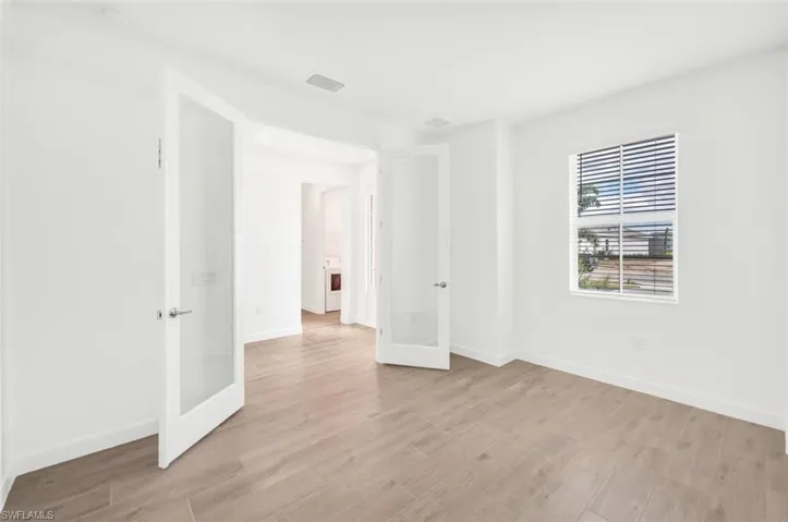 3rd bedroom den