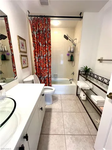 705 Augusta Blvd 9, Naples, Florida 34113