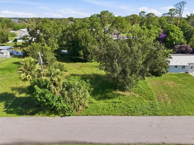 117 Jasmine Ct, Lake Placid, Florida 33852