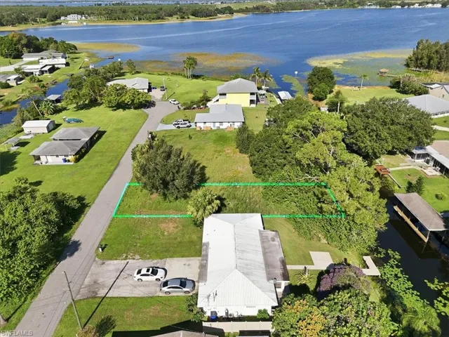 117 Jasmine Ct, Lake Placid, Florida 33852