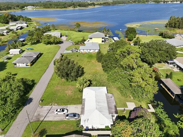 117 Jasmine Ct, Lake Placid, Florida 33852