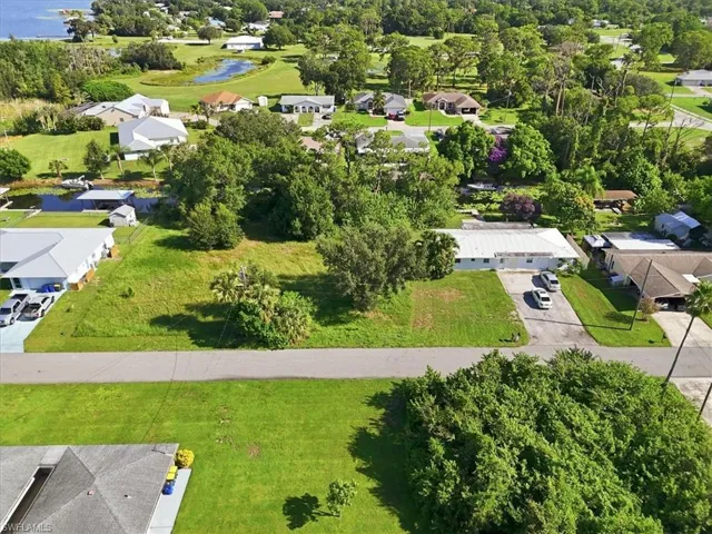 117 Jasmine Ct, Lake Placid, Florida 33852