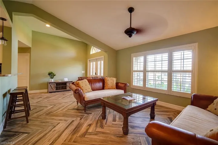 8831 Banyan Cove Cir, Fort Myers, Florida 33919