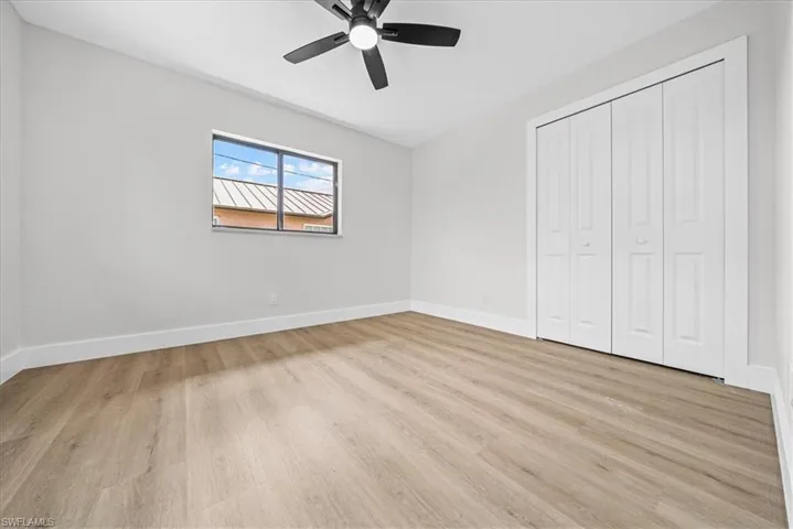 911 Se 16th Ter, Cape Coral, Florida 33990