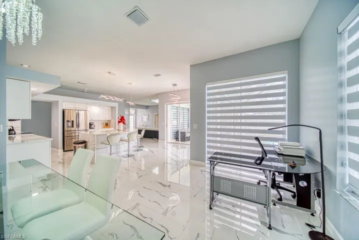 946 Se 23rd Pl, Cape Coral, Florida 33990