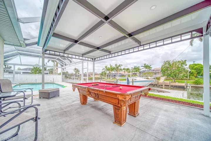 946 Se 23rd Pl, Cape Coral, Florida 33990