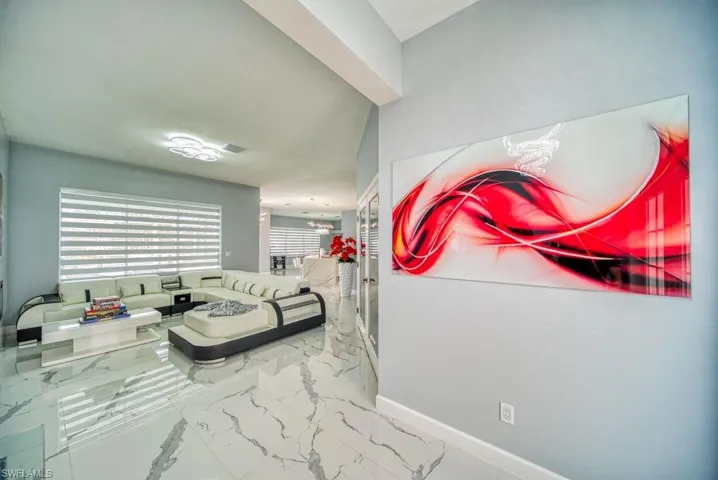 946 Se 23rd Pl, Cape Coral, Florida 33990