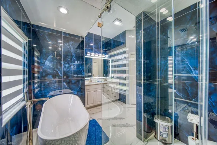 946 Se 23rd Pl, Cape Coral, Florida 33990