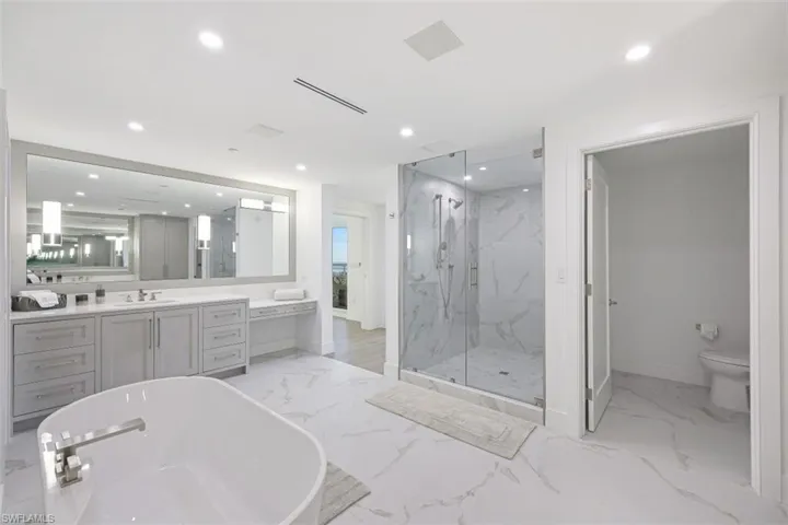 13935  Old Coast  RD, Naples, FL 34110