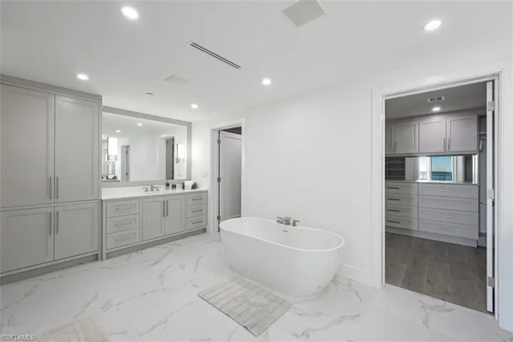 13935  Old Coast  RD, Naples, FL 34110