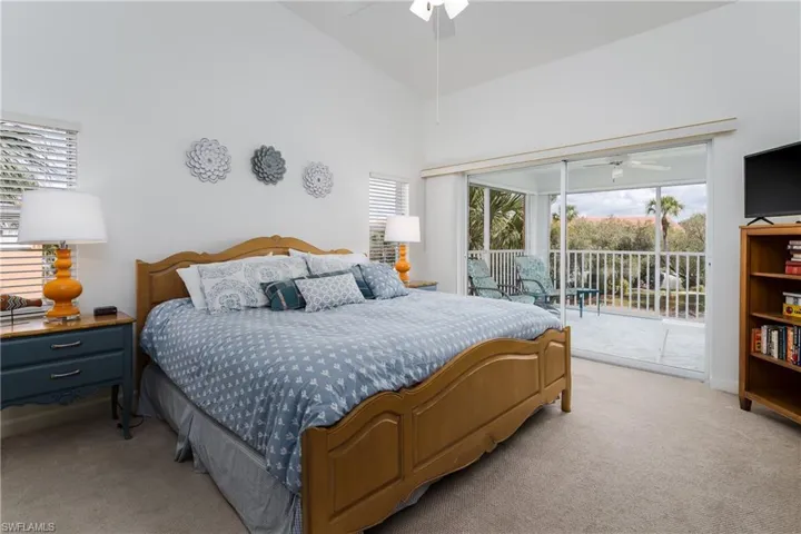 6760  Beach Resort  DR, Naples, FL 34114