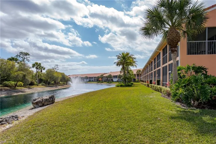 6760  Beach Resort  DR, Naples, FL 34114