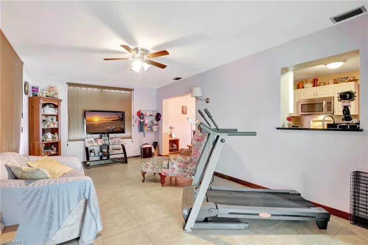 201  Seaton  AVE, Lehigh Acres, FL 33936