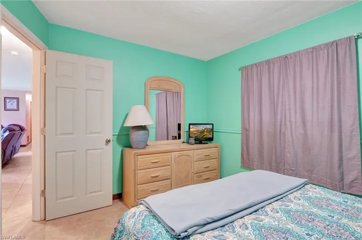 201  Seaton  AVE, Lehigh Acres, FL 33936