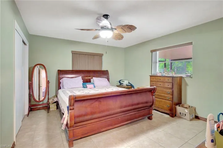 201  Seaton  AVE, Lehigh Acres, FL 33936