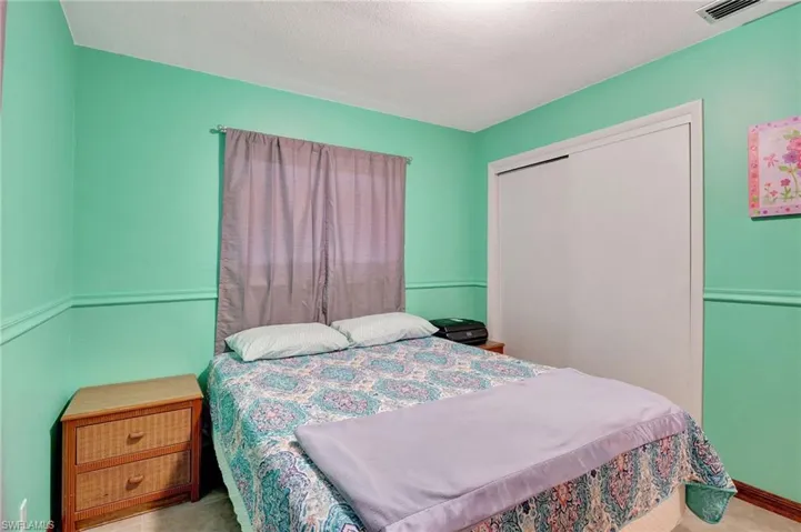 201  Seaton  AVE, Lehigh Acres, FL 33936