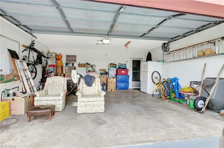 201  Seaton  AVE, Lehigh Acres, FL 33936