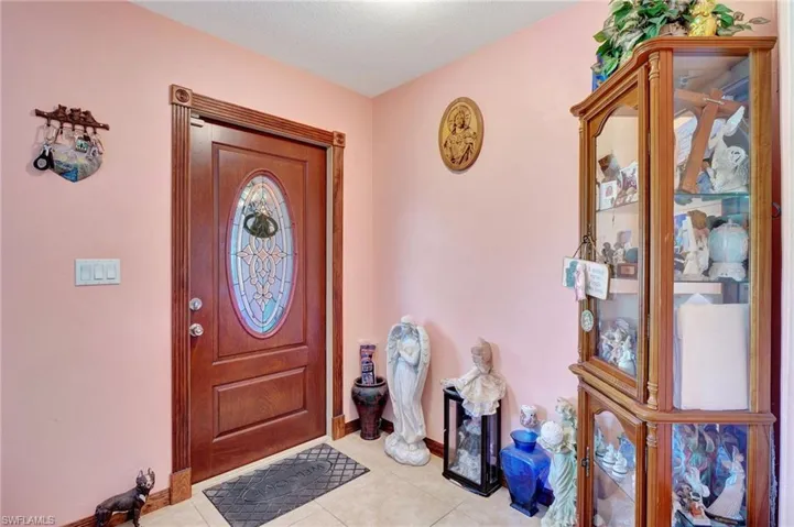 201  Seaton  AVE, Lehigh Acres, FL 33936