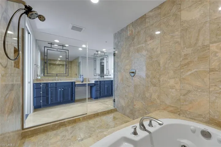 275 Indies Way 503, Naples, Florida 34110