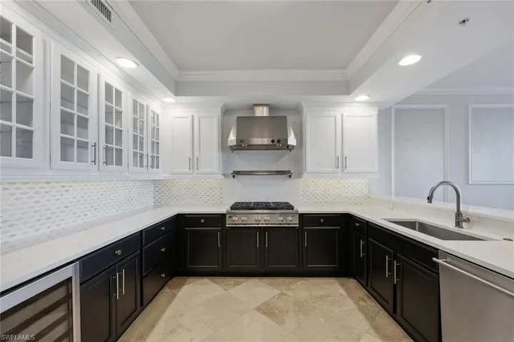 275 Indies Way 503, Naples, Florida 34110