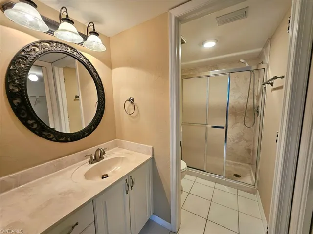 3001 Sandpiper Bay Cir B202, Naples, Florida 34112