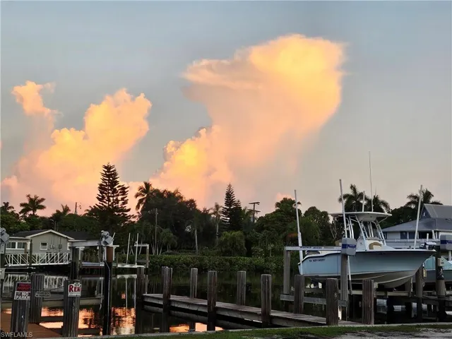 Beautiful sunsets and nice area to walk