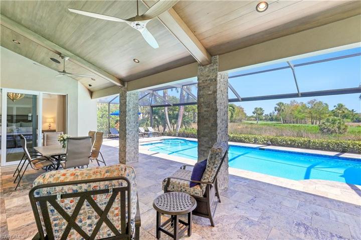 Lanai - Outdoor Dining