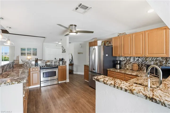 5125 Rutland Ct, Cape Coral, Florida 33904