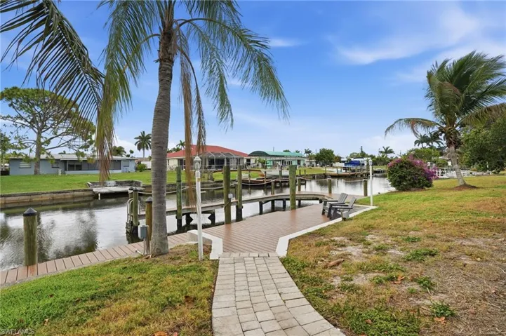 5125 Rutland Ct, Cape Coral, Florida 33904