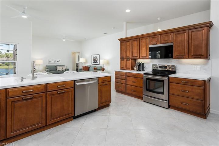 23447  Red Root  CT, Estero, FL 34134