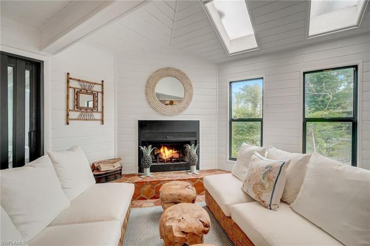 Family Room w/ Fireplace