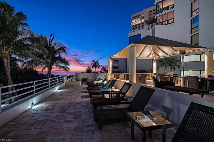 4751  Gulf Shore N BLVD, Naples, FL 34103