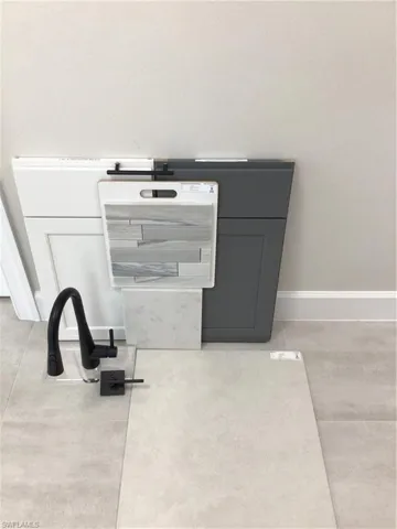 Details featuring tile flooring