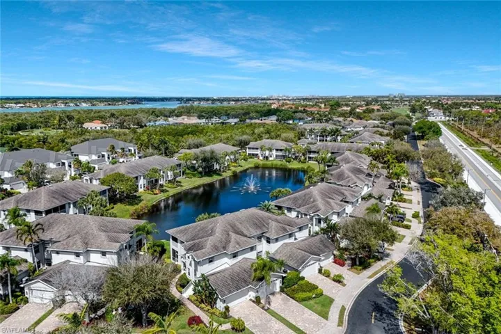 5095  Yacht Harbor  DR, Naples, FL 34112