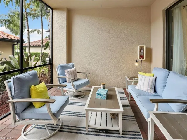 Front Lanai