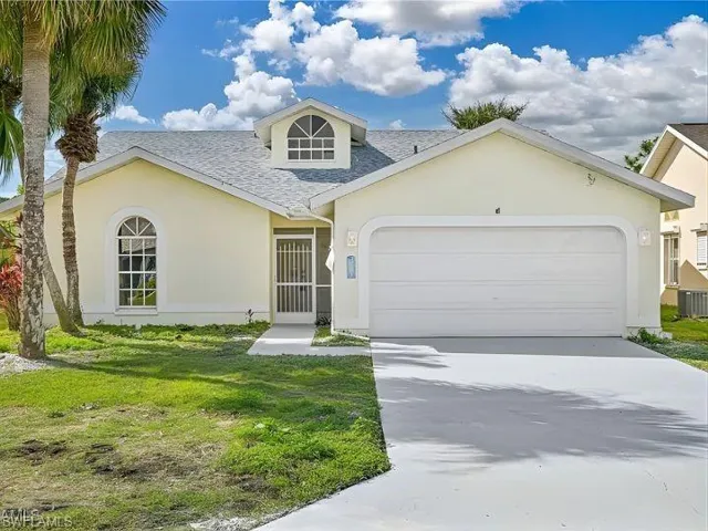 3832 Sabal Springs Blvd, North Fort Myers, Florida 33917